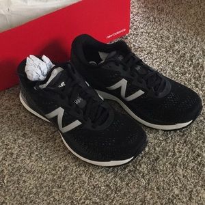 New Balance 880 Running Sneakers